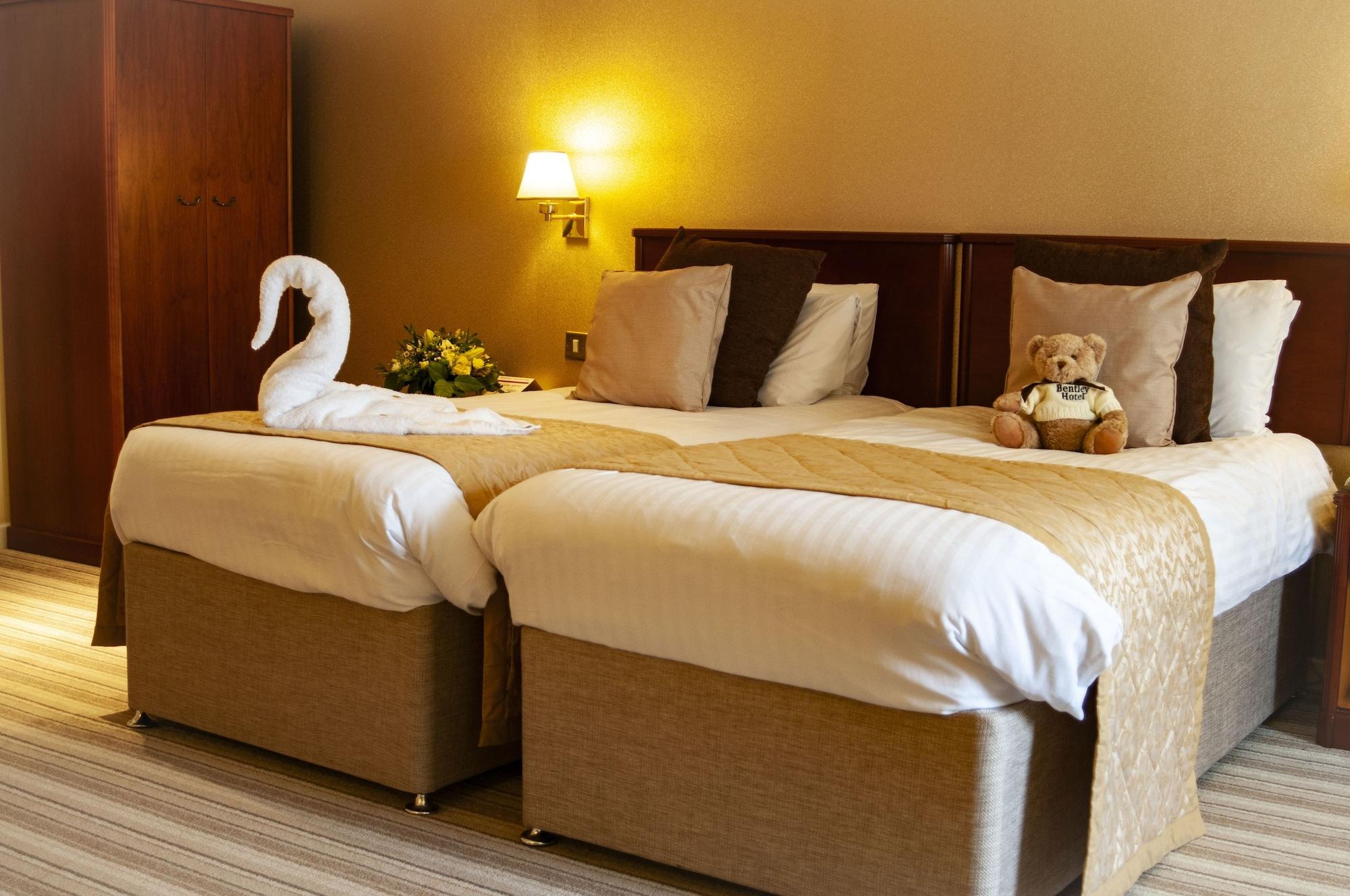 Best Western Plus Bentley Hotel, Leisure Club & Spa Thorpe on the Hill  Eksteriør bilde