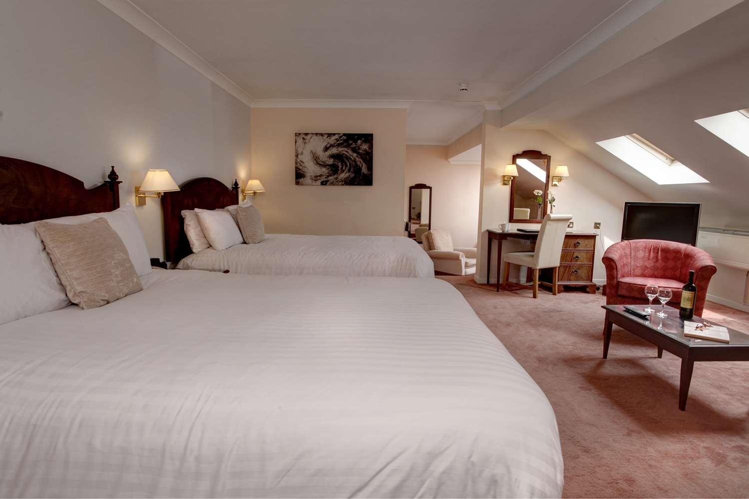 Best Western Plus Bentley Hotel, Leisure Club & Spa Thorpe on the Hill  Eksteriør bilde