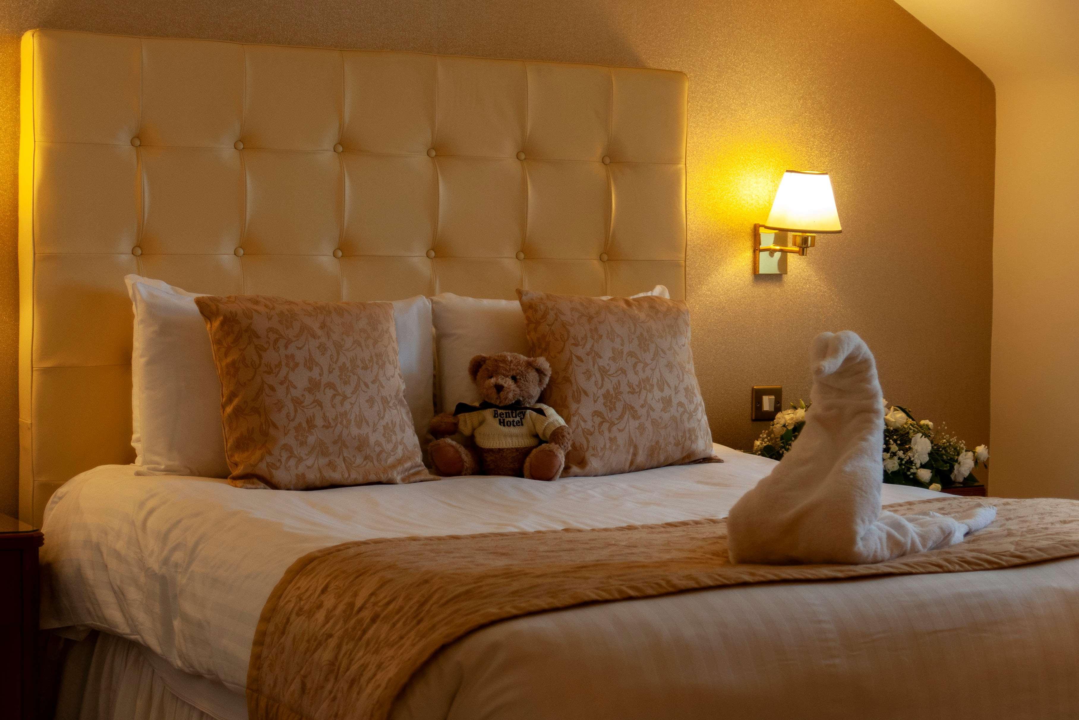 Best Western Plus Bentley Hotel, Leisure Club & Spa Thorpe on the Hill  Eksteriør bilde