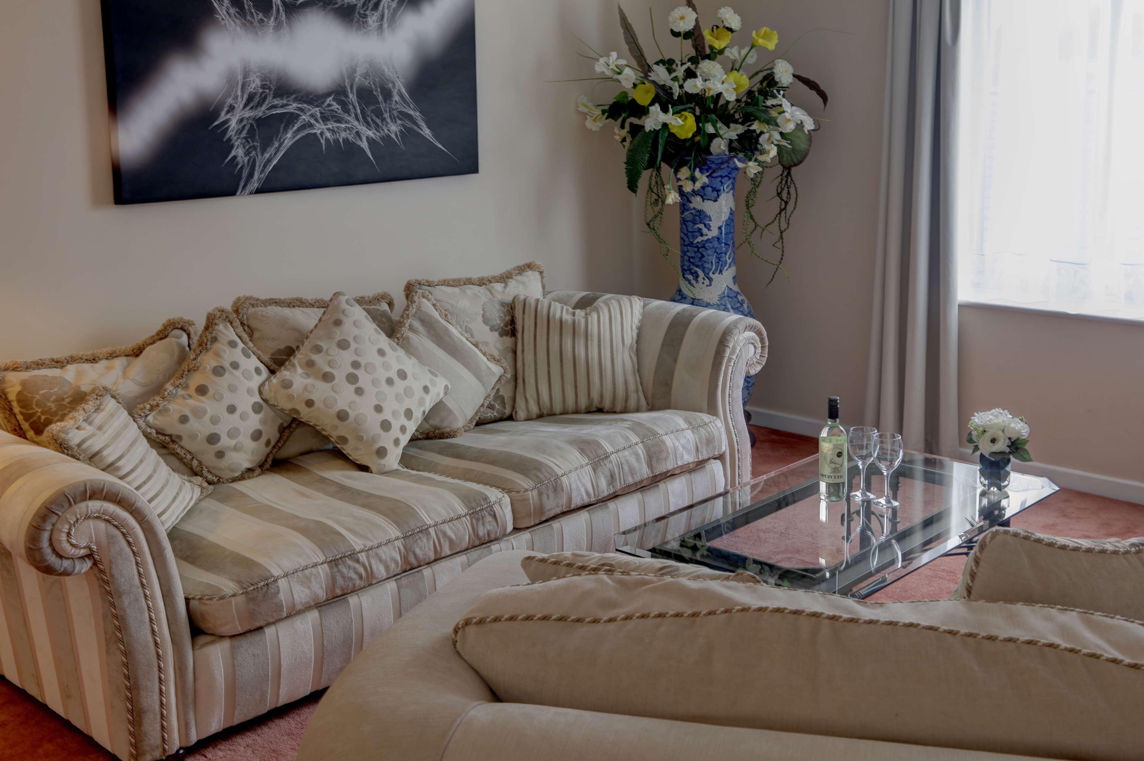 Best Western Plus Bentley Hotel, Leisure Club & Spa Thorpe on the Hill  Eksteriør bilde