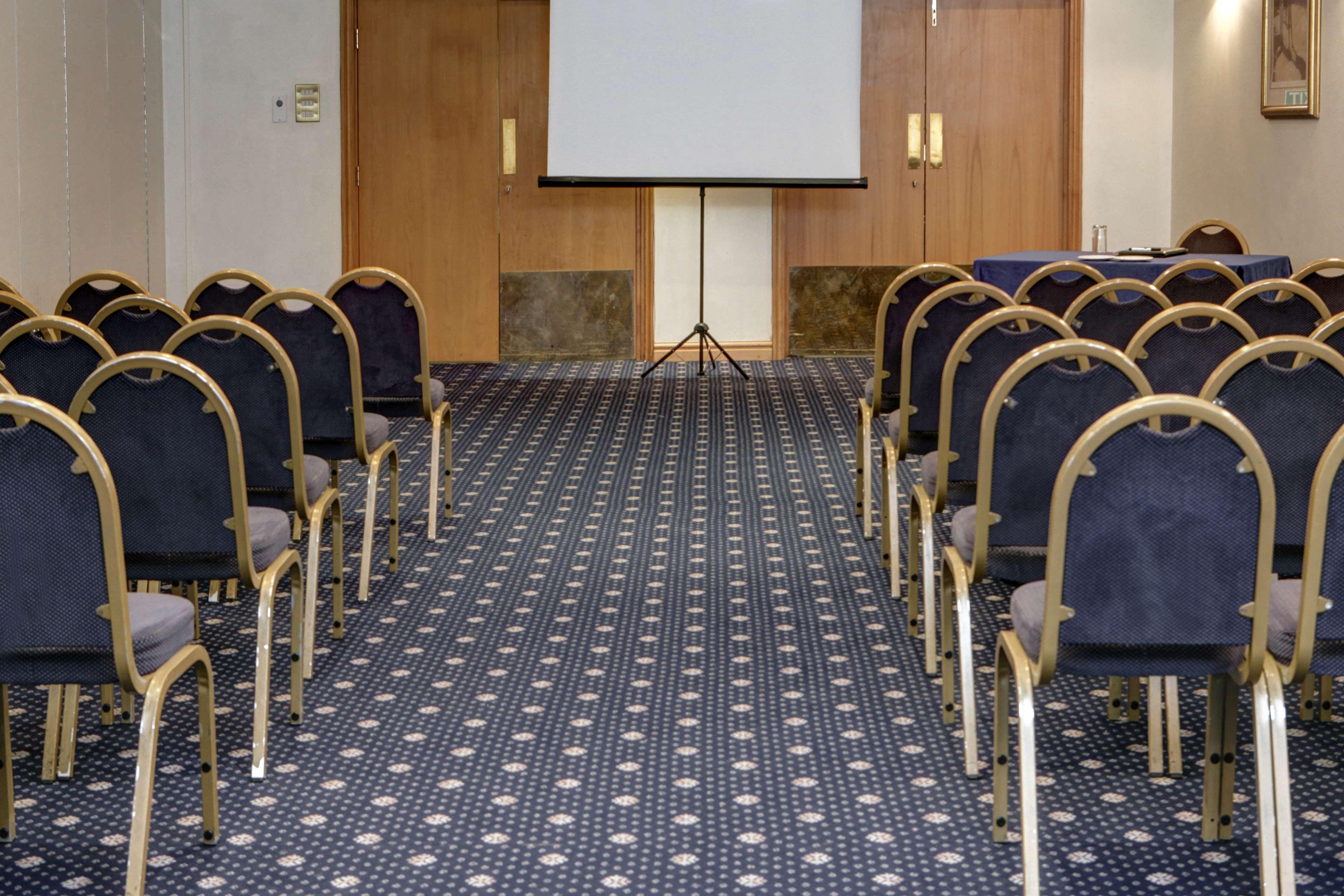 Best Western Plus Bentley Hotel, Leisure Club & Spa Thorpe on the Hill  Eksteriør bilde