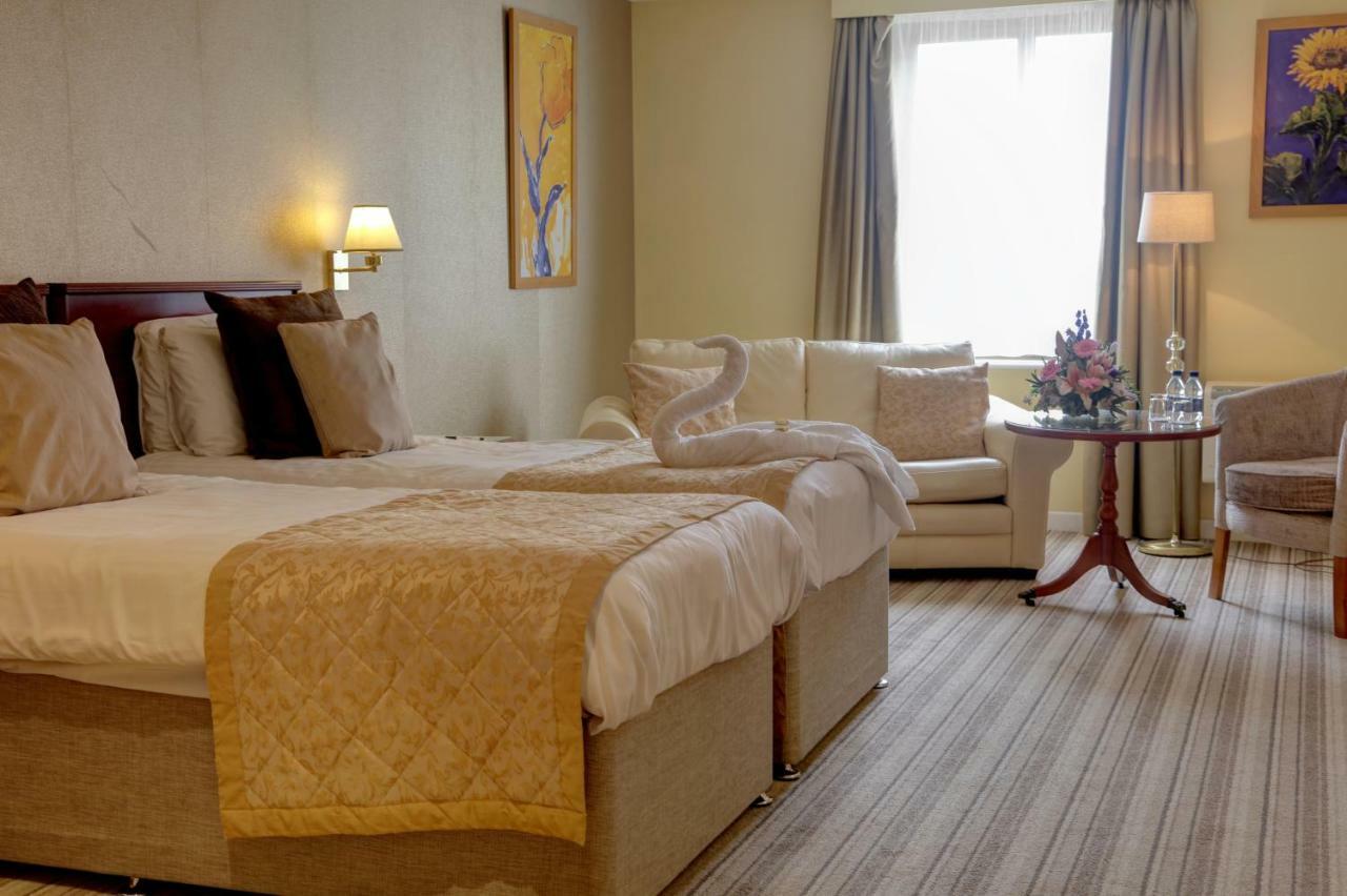 Best Western Plus Bentley Hotel, Leisure Club & Spa Thorpe on the Hill  Eksteriør bilde