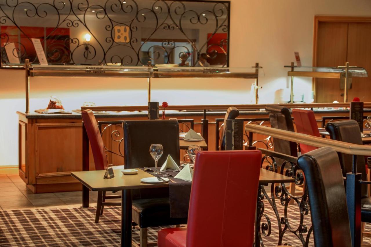 Best Western Plus Bentley Hotel, Leisure Club & Spa Thorpe on the Hill  Eksteriør bilde